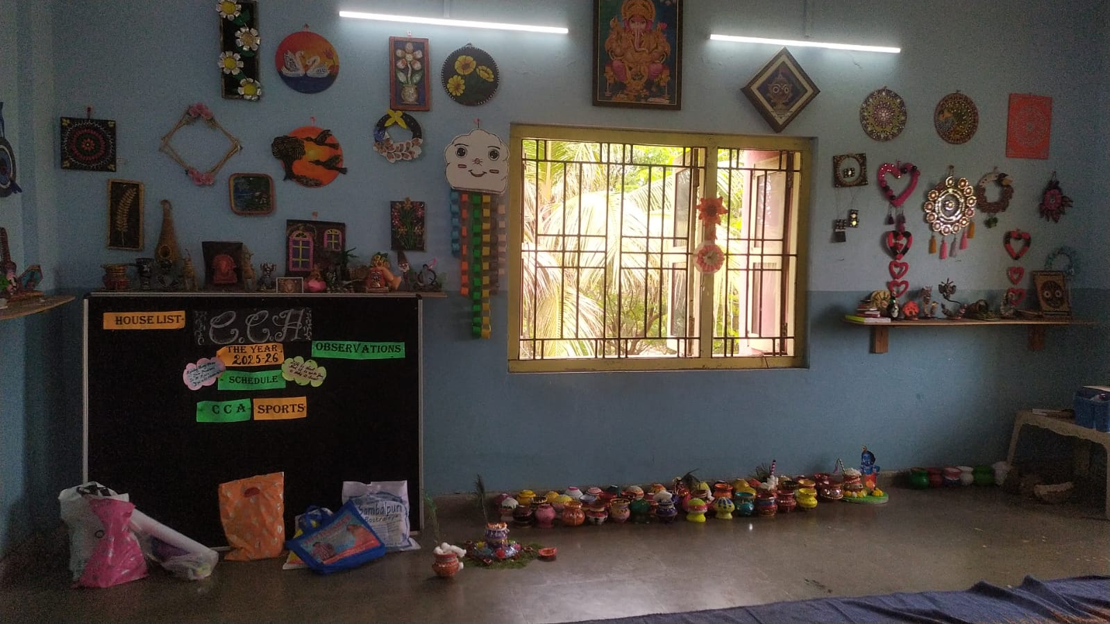 ART & CRAFT ROOM